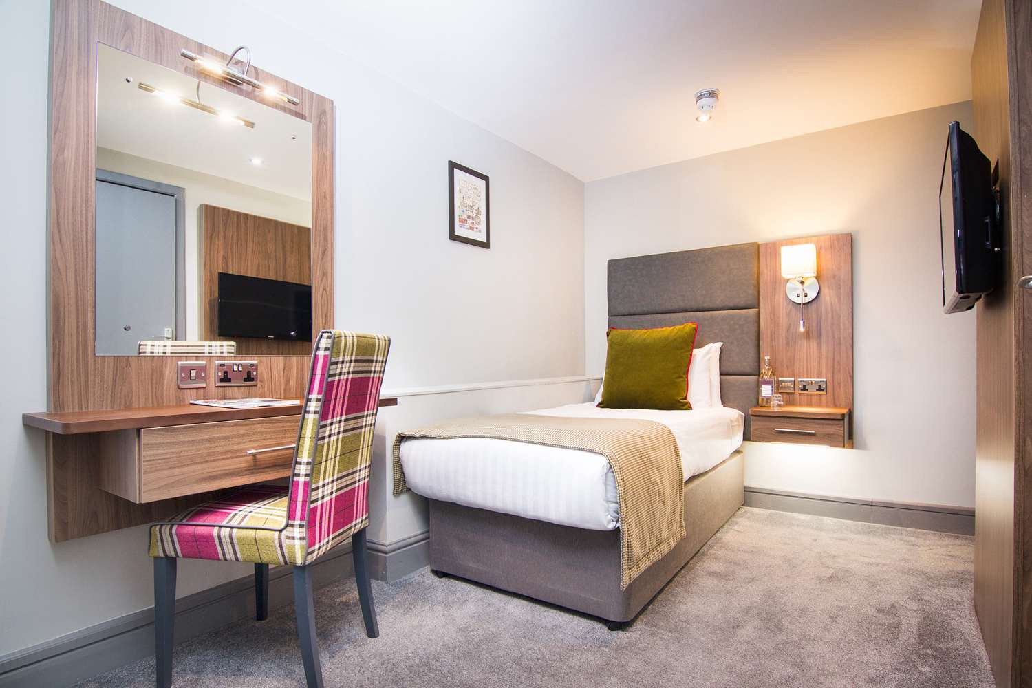 The Yorkshire Hotel Harrogate Room photo